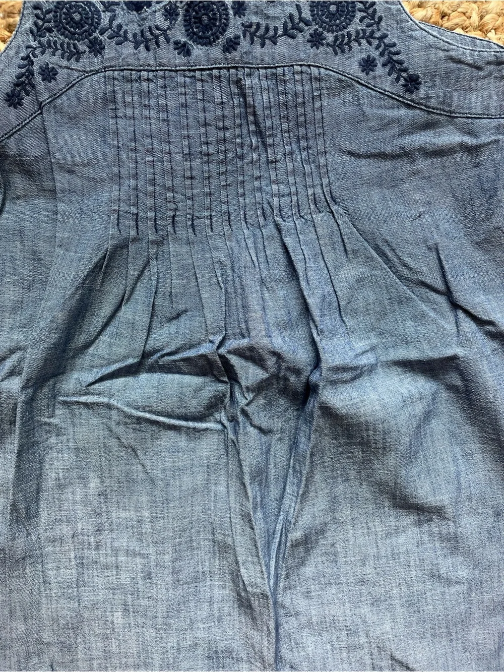 Old Navy Sleeveless Chambray Embroidered Shift Dress - Blue